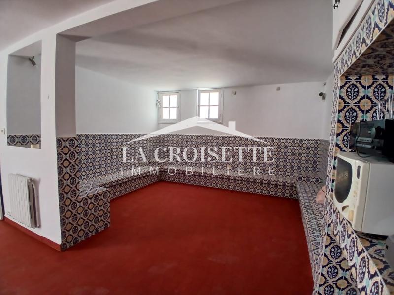 Rez-de-chaussée de villa S+3 à La Marsa 